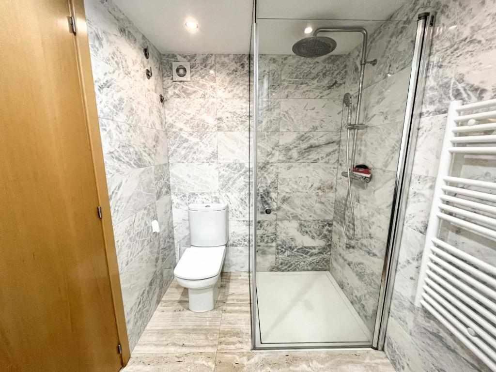 شقة Loft Cort Reial Atico In The Heart Of The Old Town خيرونا المظهر الخارجي الصورة
